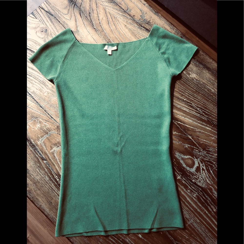 Green Blouse. European Quality